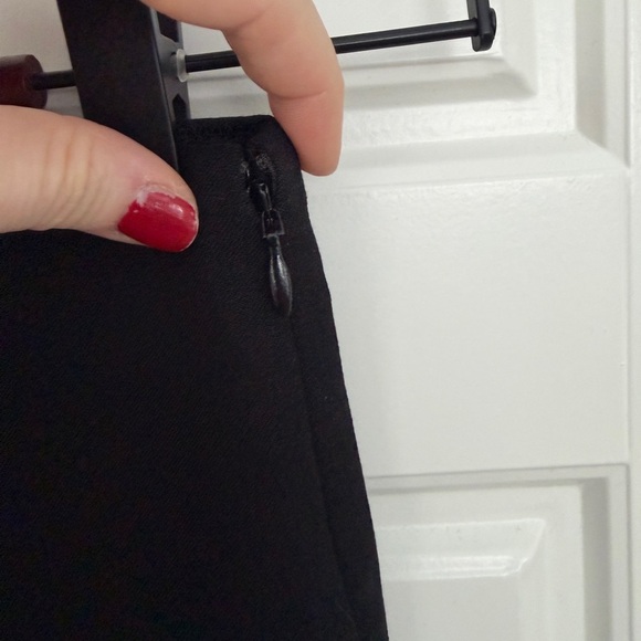 Babaton Black Embody Pants Zipper Side - Picture 6 of 8